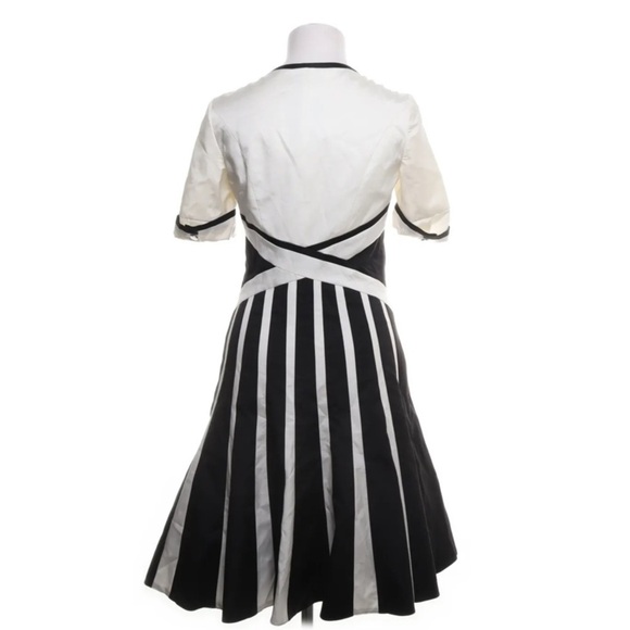Karen Millen black and white dress - Picture 12 of 14